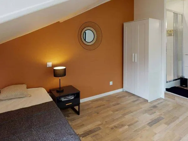 Appartement 1 pièce 15 m² 