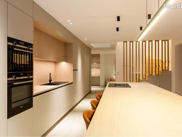Appartement T5 - 105 m² - Hyper-centre - Quartier Bastion 