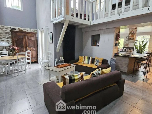 Maison 6 pièces 161 m² 
