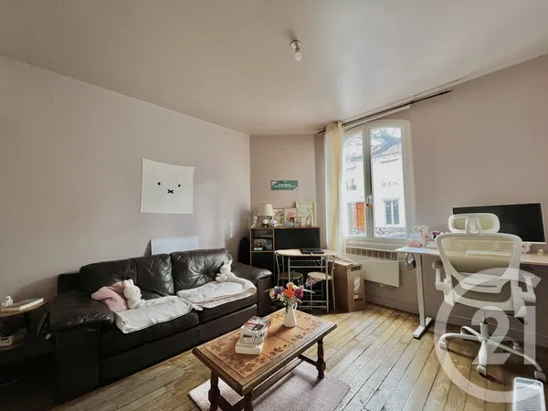 Studio 1 pièce 26 m² 