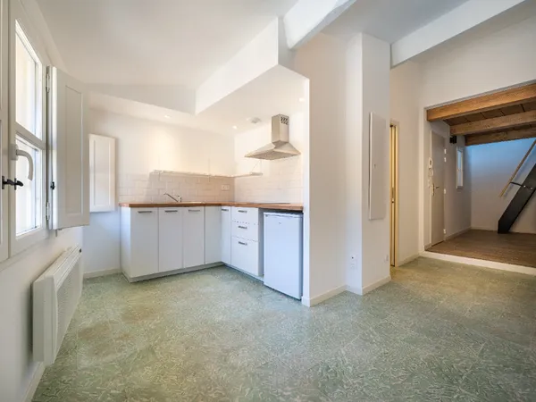 Aix en Provence centre ville - TYPE 1 + mezzanine - 27m² 