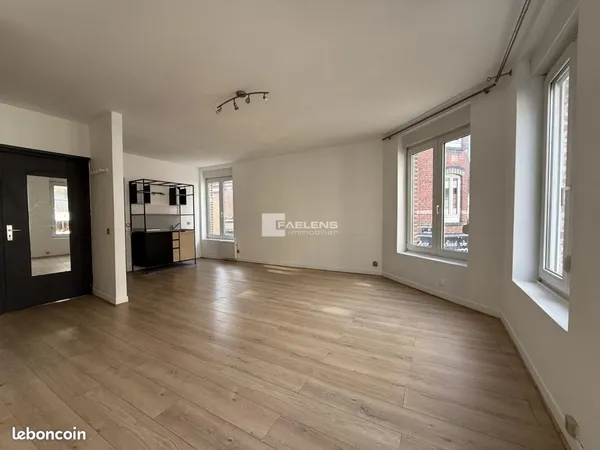 Studio 1 pièce 34 m² 