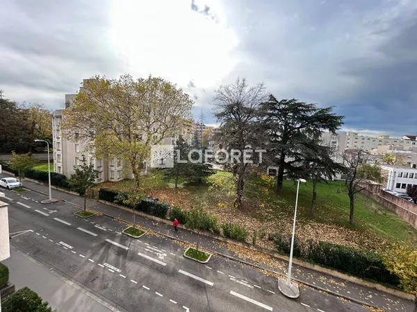 Appartement 4 pièces 90 m² 