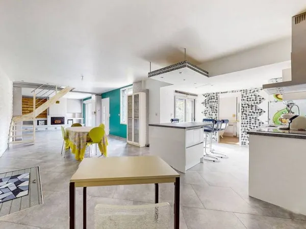Maison 3 pièces 110 m²