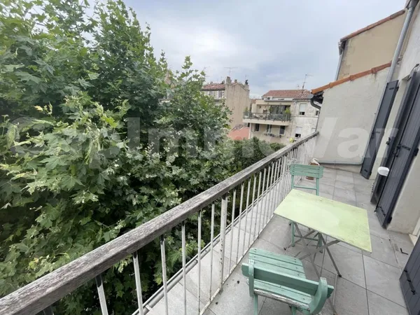 Duplex avec extérieur 
