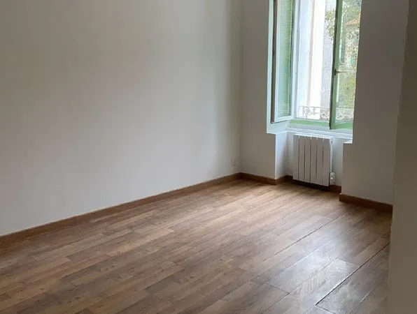 Appartement Lumineux avec jardin 
