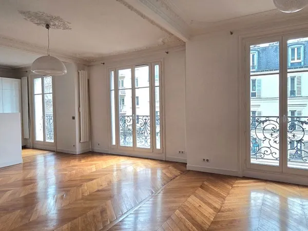 Appartement 6 pièces 132 m² 