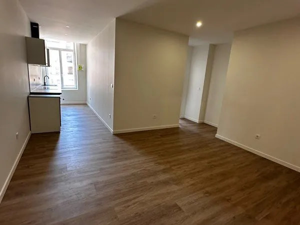 À louer - Appartement 50 m² entièrement rénové 
