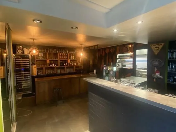 Fonds de commerce restaurant, brasserie 190 m² 