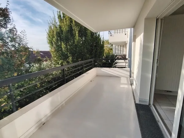 BAYONNE, Beau T3 de 60m² en exclusivité avec 2 places de Parking en sous-sol.BAYONNE, Beau T3 de 