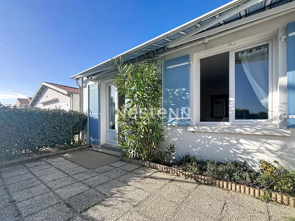 À vendre : Maison des années 60, à proximité de la corniche de Saint-Hilaire-de-Riez. 