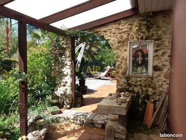Maison 6 pièces 204 m² 