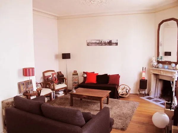 Location appartement 53m² Paris XVIème 