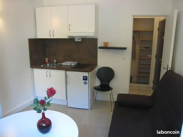 Studio meublé Saint-Cloud 14 m2 