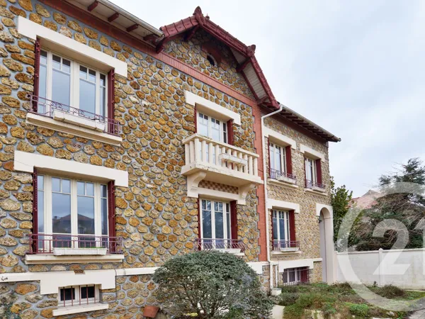 Maison 10 pièces 190 m² 
