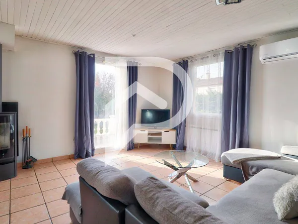 Villa 7 pièces 144 m² 