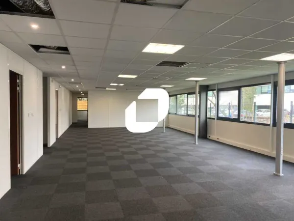 Location Bureau Merignac 33700 