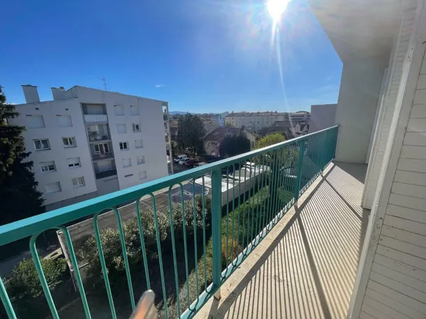 Appartement 5 pièces 92 m² 