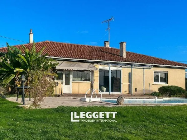 Maison de plain-pied 5 pièces 171 m² 