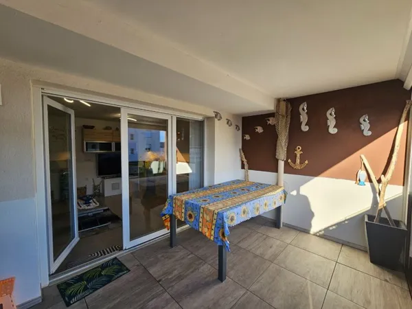 Bel appartement T2 avec terrasse et garage proche plage du Lido