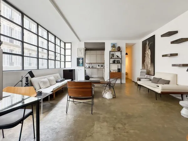 Loft 3 pièces 91 m² 