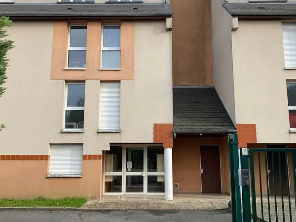Studio meublé 