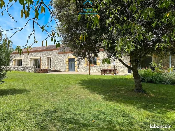 Propriété 6 pièces 160 m² 