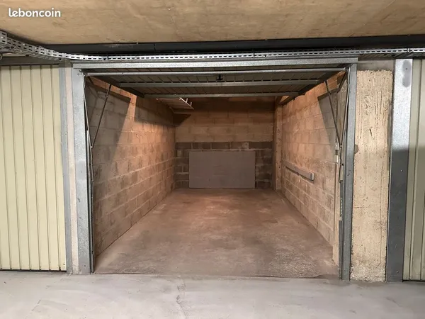 Garage/box sécurisé - porte automatique - beauvais centre - gare sncf / place du marche 
