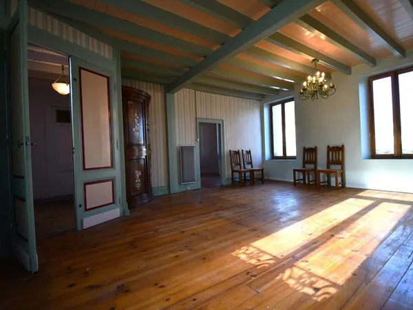 Maison 5 pièces 163 m² 