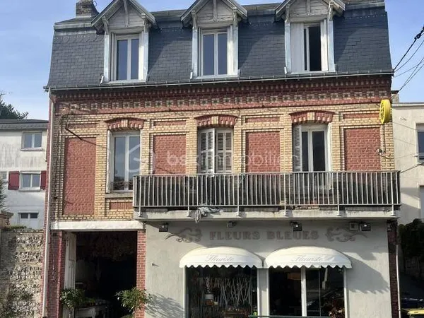 Appartement 4 pièces 65 m² 