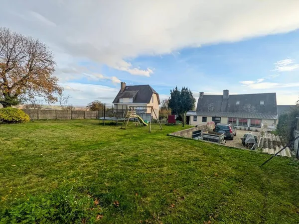 Maison de plain-pied 6 pièces 150 m² 