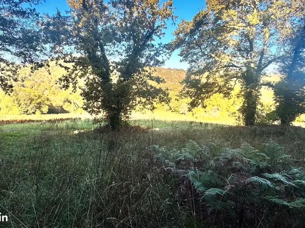 Terrain 69933 m² GAN 