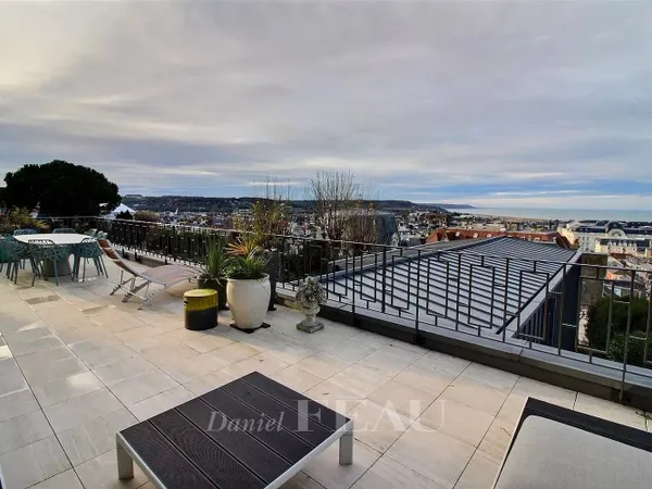 A-vendre-Trouville-Vue mer- 