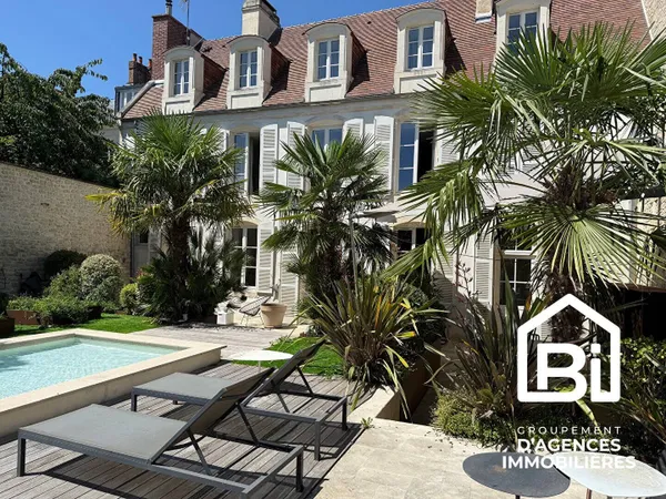 Maison 1 pièce 220 m² 
