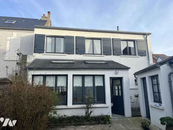 Maison 6 pièces 137 m² 