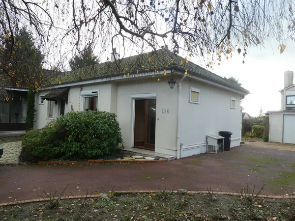 Maison de plain-pied 5 pièces 124 m² 