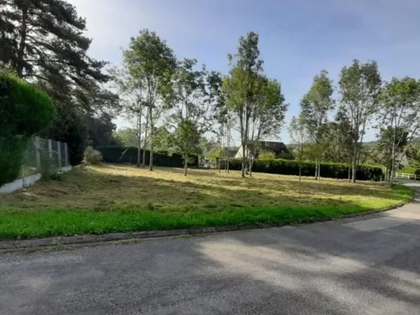 Terrain 718 m² 