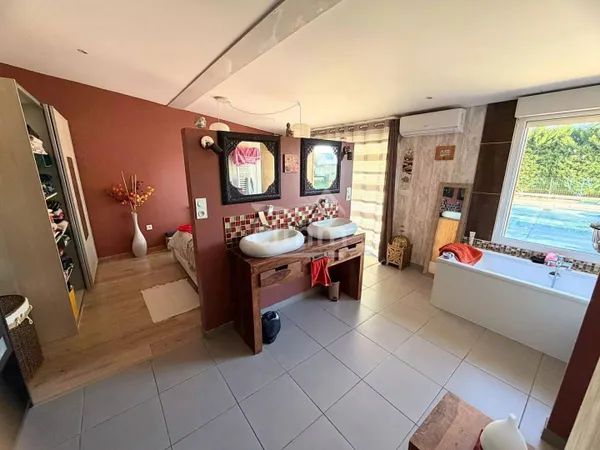 Appartement 4 pièces 118 m² 