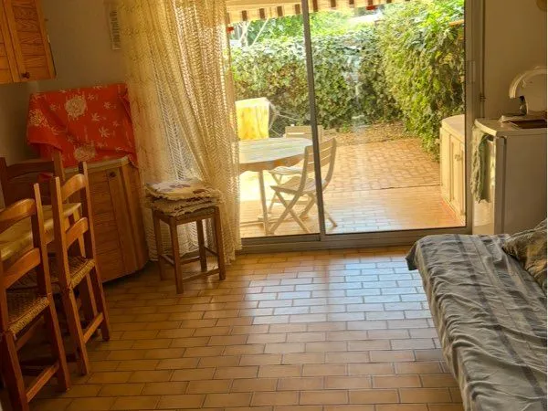 Studio rez de jardin 