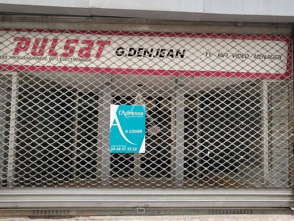 Local commercial 186 m² 