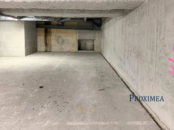 Parking 27 m² 