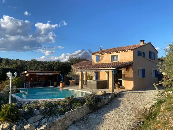 Maison 5 pièces 106 m² 