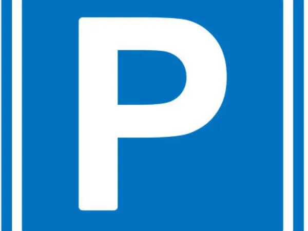 PARKING, AUBIERE 