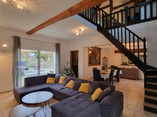Maison 7 pièces 187 m² 