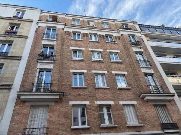 Studio 1 pièce 18 m² 