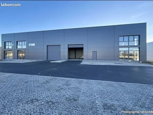 Local commercial 800 m² 