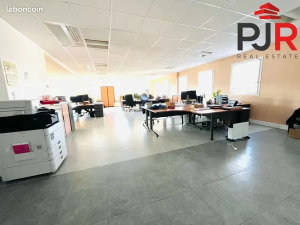 Bureaux 597 m² Pulnoy