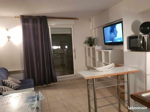 Loue studio a sausset les pins 