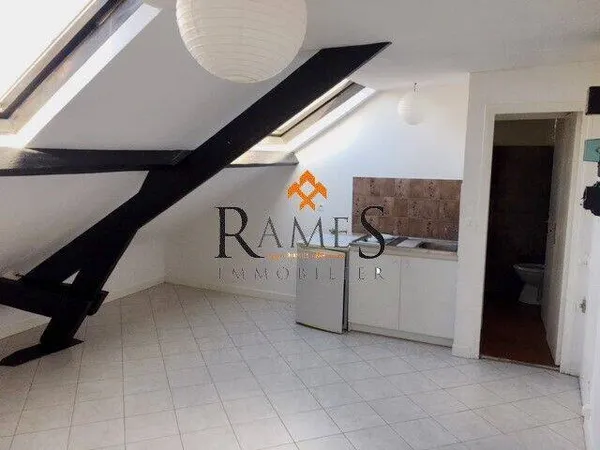 Appartement 1 pièce 19 m² 