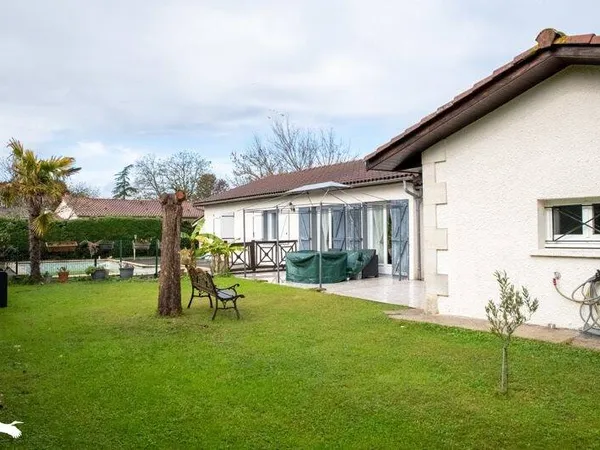 Maison 6 pièces 140 m² 